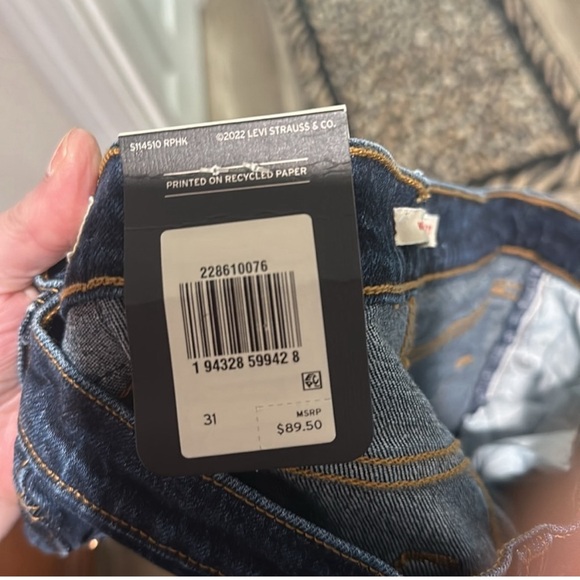 NWT Levi’s (women’s) - Picture 5 of 5